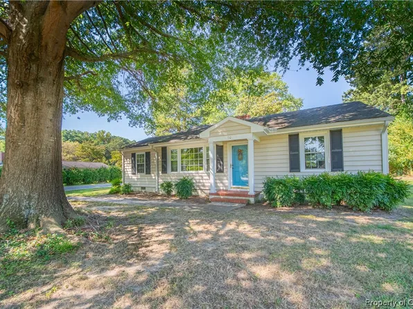 50 2nd Ave, Kilmarnock, VA 22482