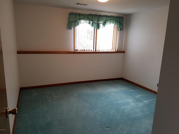 5th image of 841 Harvest Dr #27