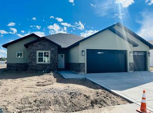 905 Cooper Dr, Rupert, ID 83350