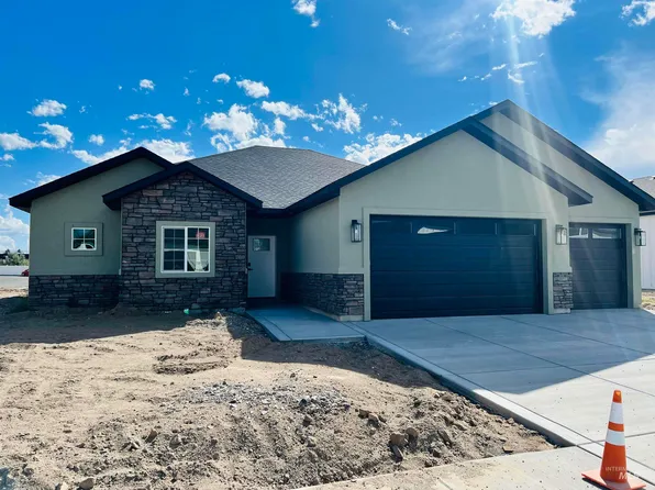 905 Cooper Dr, Rupert, ID 83350
