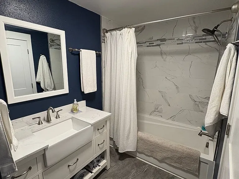 2516 Orchard Dr — Photo 8