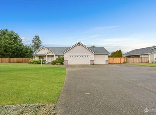 8637 Oakbrook Dr SE, Olympia, WA 98513