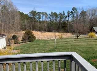 492 Oak Ridge Dr, Altavista, VA 24517