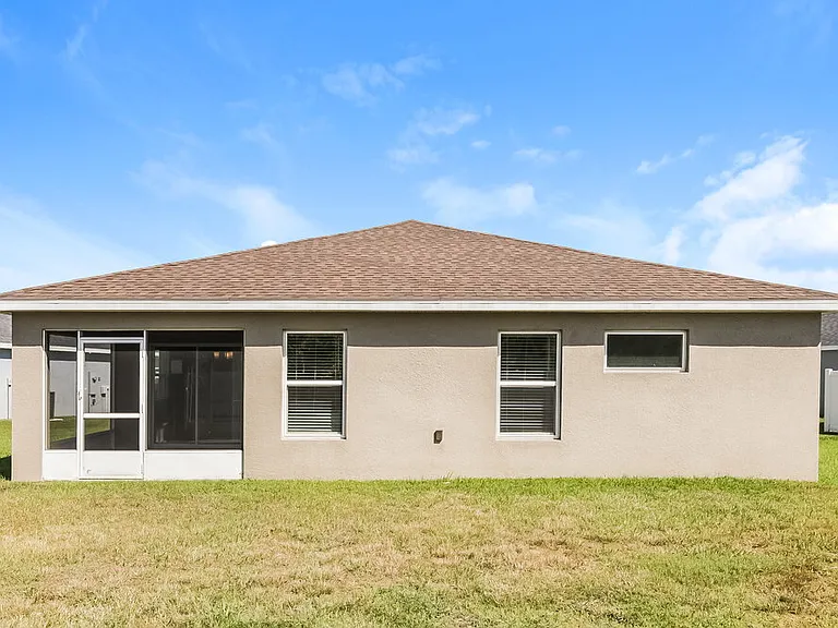 6784 Hanworth Ln — Photo 15