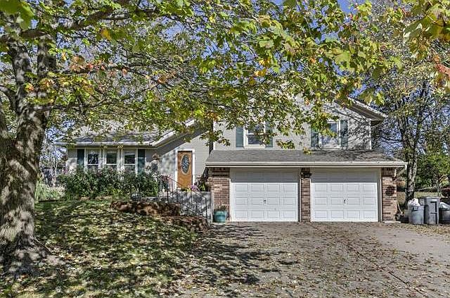 1st image of 8706 Linda Ln