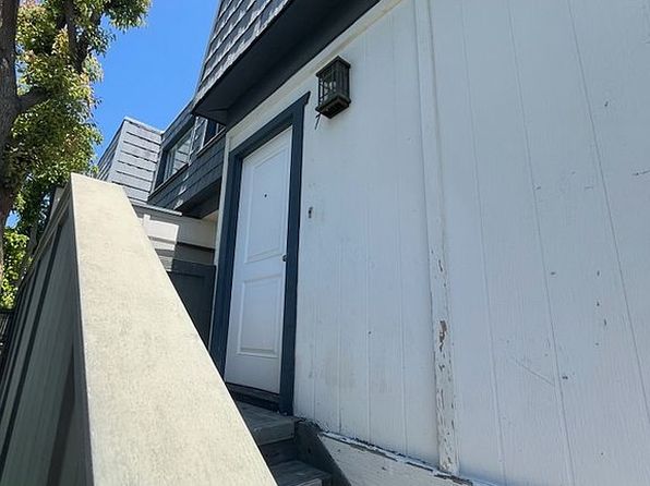 18550 Hatteras St UNIT 7