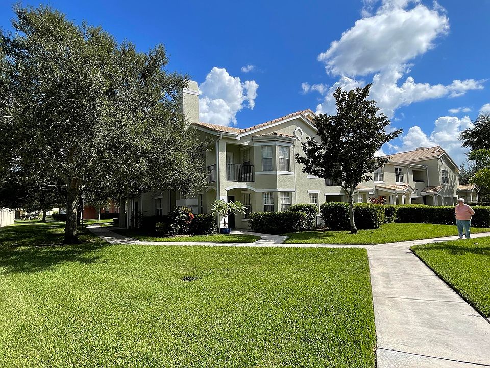 1st image of 166 SW Peacock Boulevard #34-104