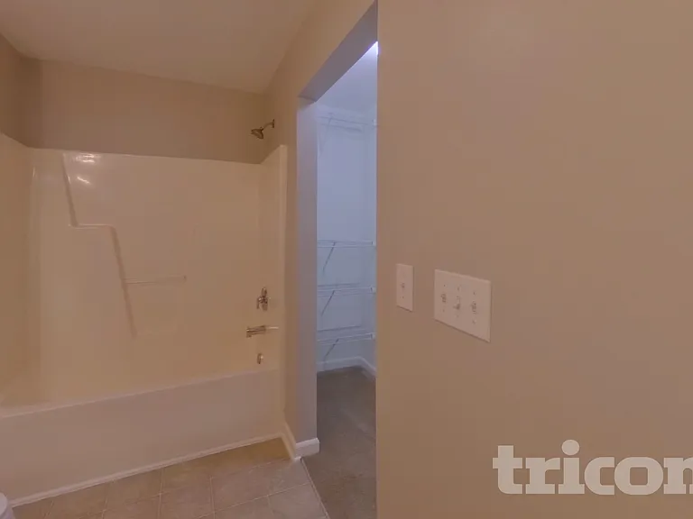 501 Sawtooth Oak Dr — Photo 9