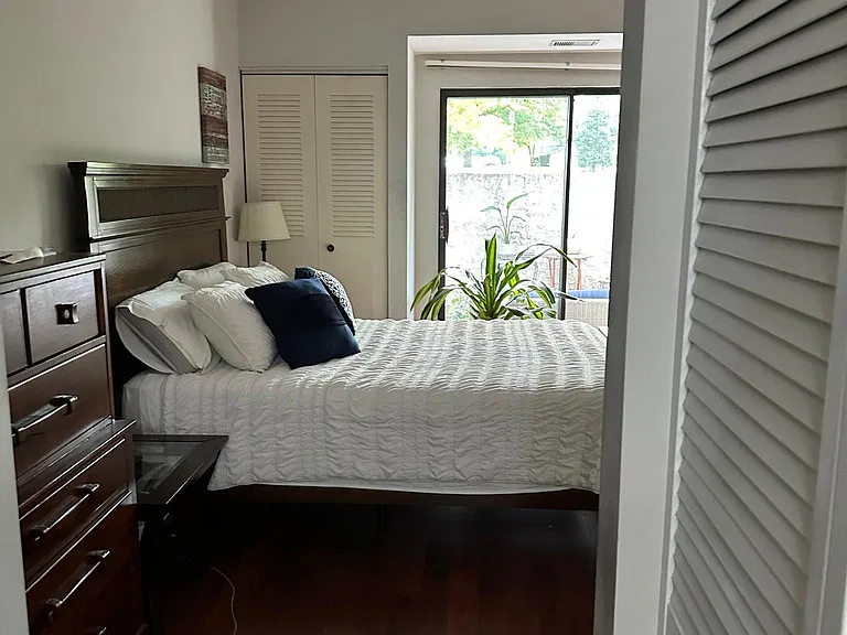 801 Stratford Dr #5 — Photo 24