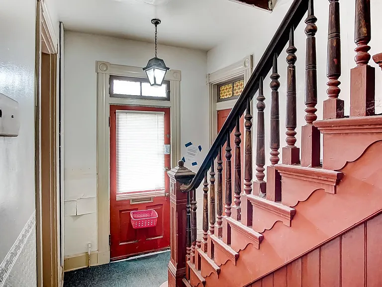 300 Warner St #1 — Photo 11