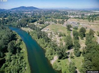 33065 Tennessee Rd, Lebanon, OR 97355