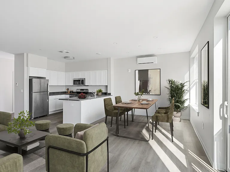 Wall Street Place Apartments — Photo 2