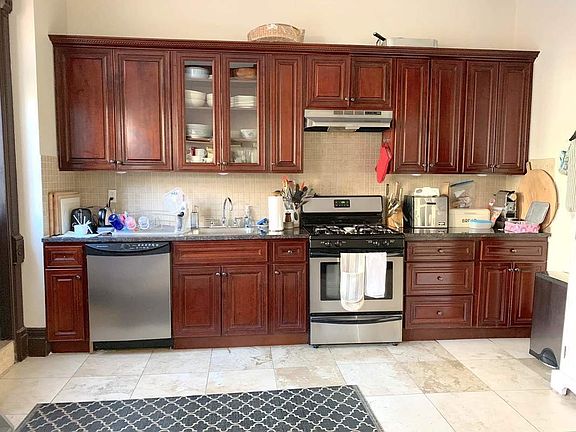 5th image of 501 1st St #2