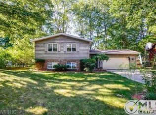 1810 Dykhouse Ave, Grand Haven, MI 49417