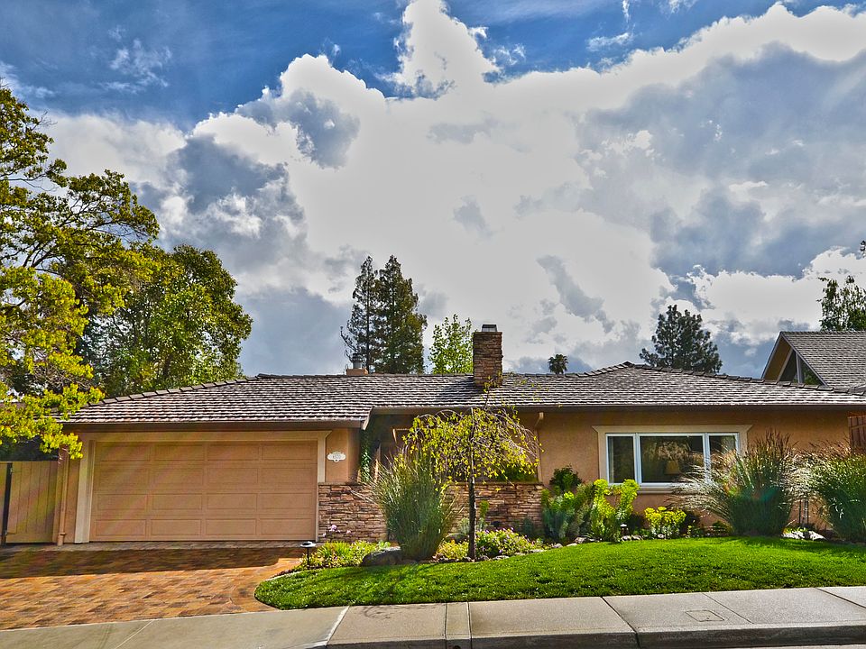 1st image of 6570 Arlington Dr