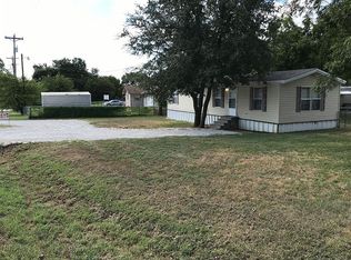 201 Wren Dr, Granbury, TX 76049