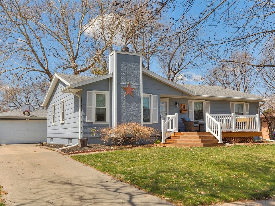 1st image of 306 NW Arlan Dr