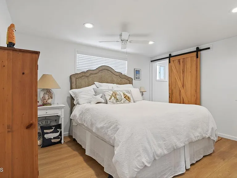 3884 Pacific Coast Hwy — Photo 20