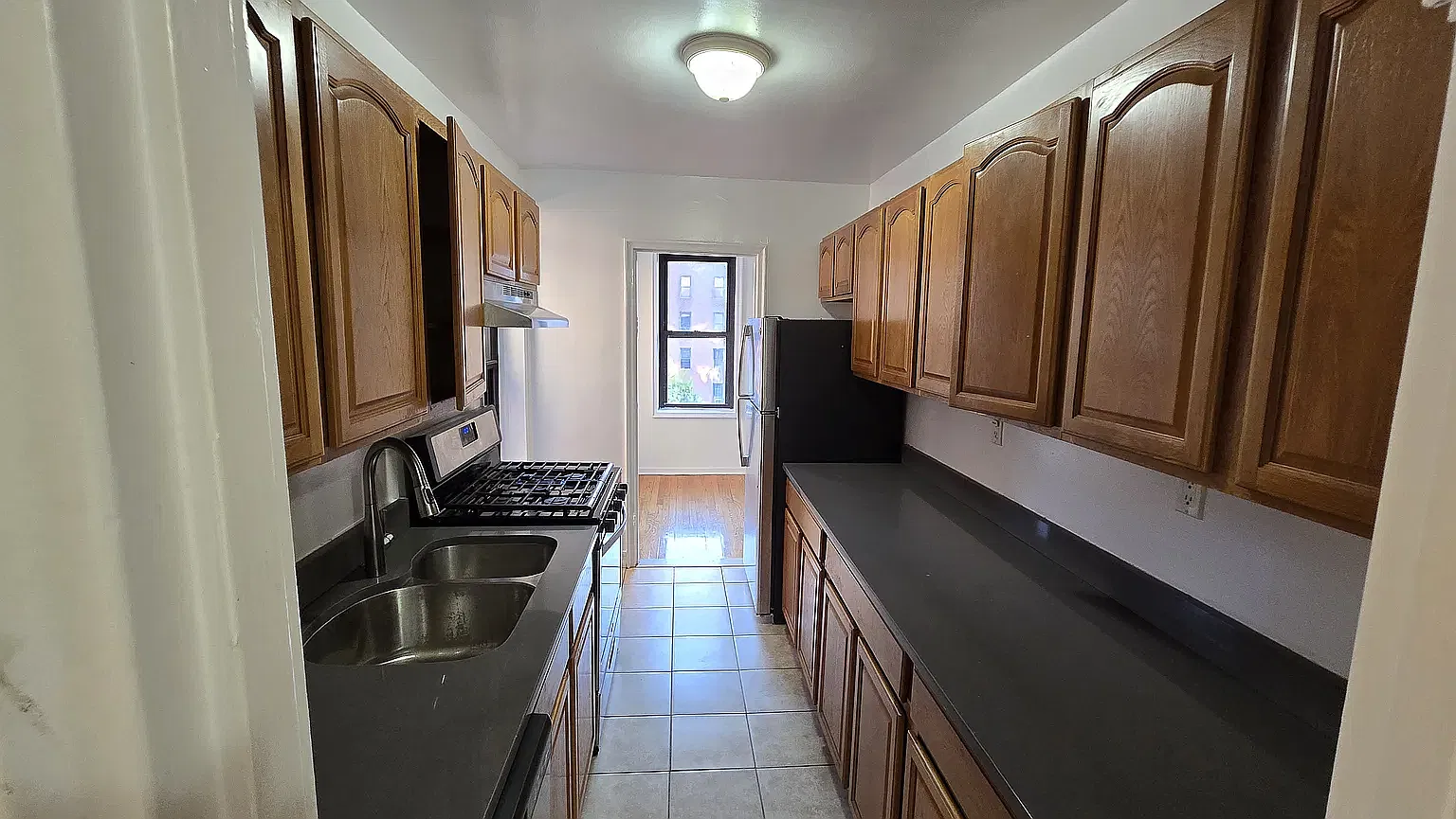 149-05 79th Avenue — Photo 3