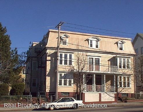 5th image of 22 Pocasset Ave APT 1F