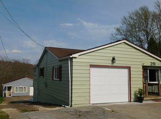 251 & 253 S Ford Rd, Mansfield, OH 44905