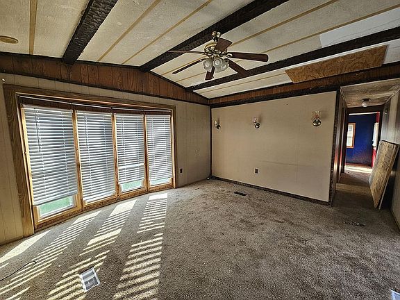 2nd image of 429 Elmwood Cir