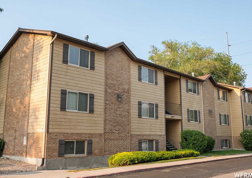 1st image of 877 E Cedar Pine Ct S #30