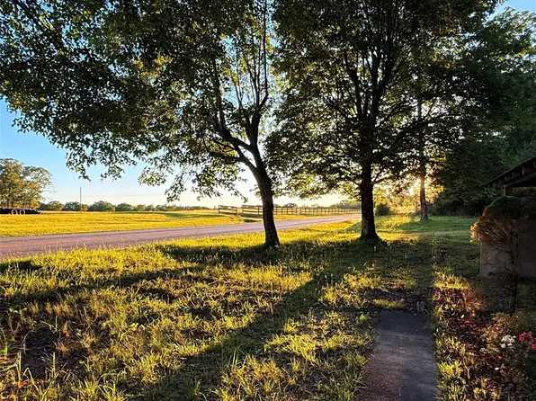 3465 Peniel Rd, Tryon, NC 28782