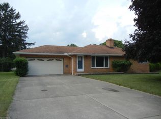 7436 Midland Rd, Independence, OH 44131