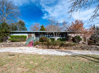 29 Redbud Ln, Kimberling City, MO 65686