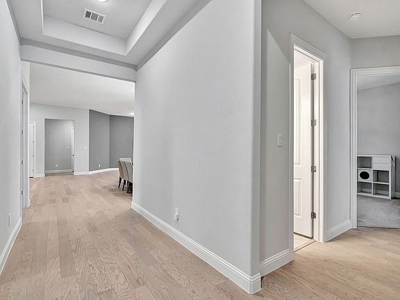 5th image of 1698 Harlan Ave