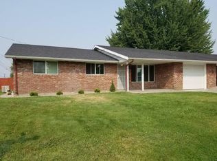 424 S 47th Ave, Yakima, WA 98908