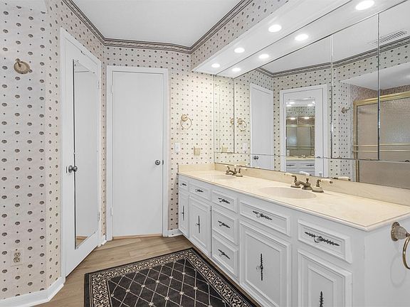 5th image of 307 Prince Of Wales St
