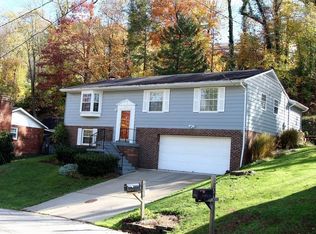 1230 Thomas Rd, South Charleston, WV 25303