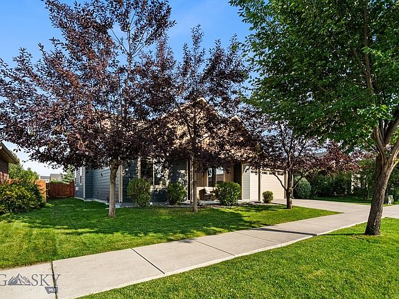 4th image of 1862 Marias Ln