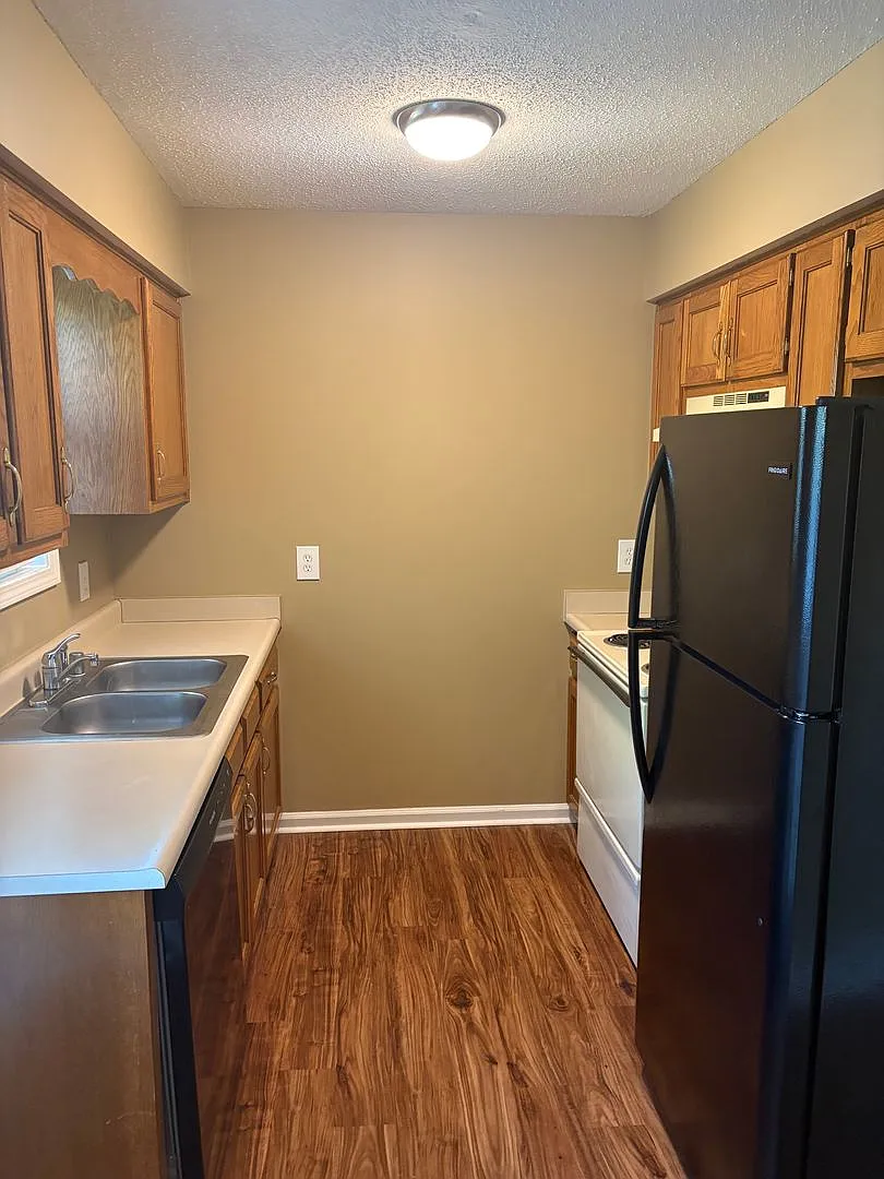 1034 Brandy Lane — Photo 1