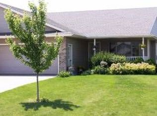 947 Hilden Dr, Ellsworth, WI 54011
