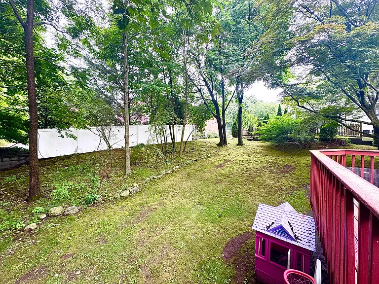11 Tirrell Cres #11 — Photo 31