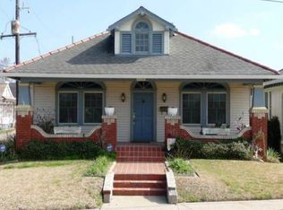 738 Moss St, New Orleans, LA 70119