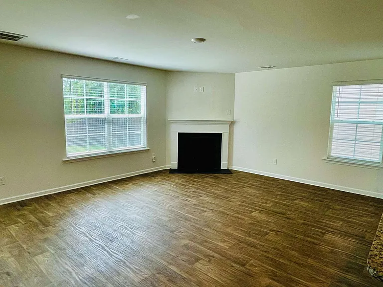 173 Dunham Rd — Photo 16