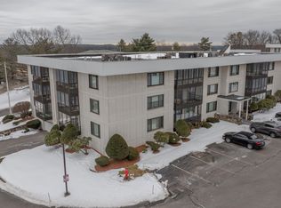 33 Spit Brook Rd #A2, Nashua, NH 03060