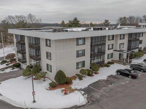 33 Spit Brook Road #A2, Nashua, NH 03060