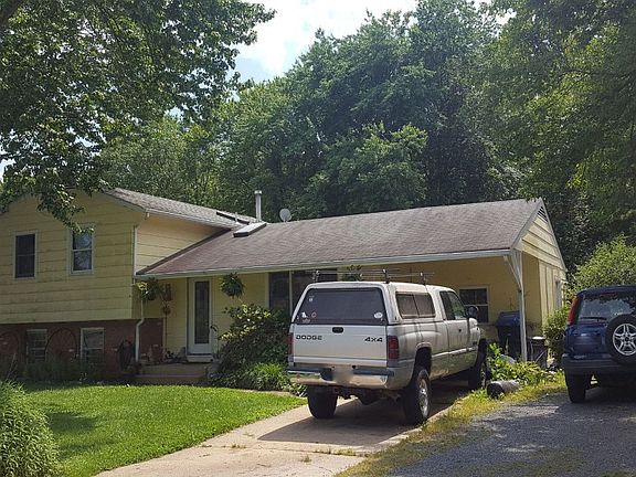 2nd image of 9231 Kristin Ln