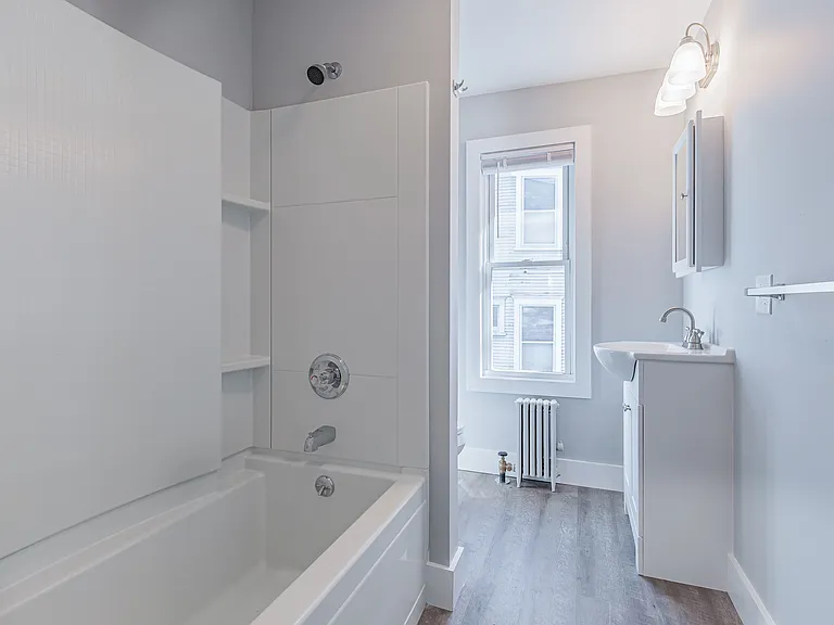802 Quincy Ave — Photo 24