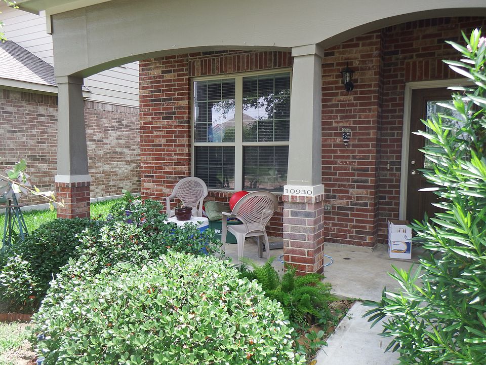 1st image of 10930 Starling Creek Dr