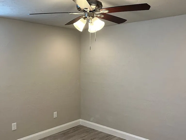 Salem Run Apartments - Phase 1 — Photo 127