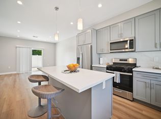 8436 Oakdale Ave, Winnetka, CA 91306