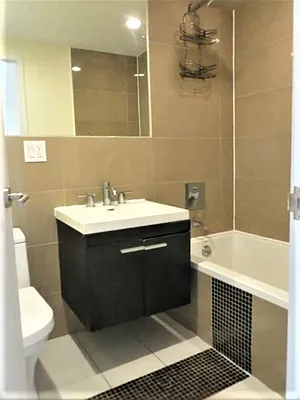 Rented by Highline Residential | media 44