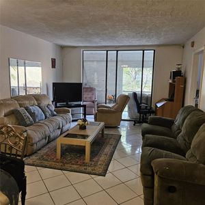 2851 Somerset Dr APT 201, Lauderdale Lakes, FL, 33311