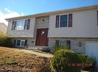 1211 Breaker Creek Rd #L-1, Dickson City, PA 18519